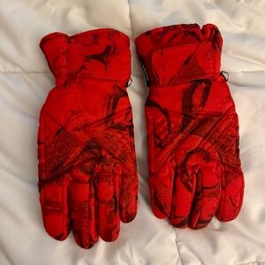 Nils Skiwear Water Guard Insulated Ski Snow Gloves with Leather Palms.